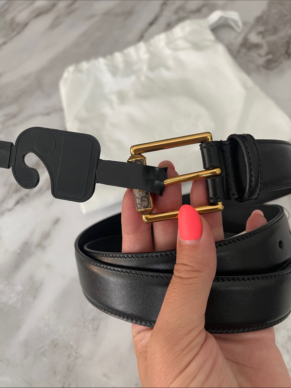 $1,250 New Authentic GUCCI Belt Black Brown Gold buckle signature canvas 105